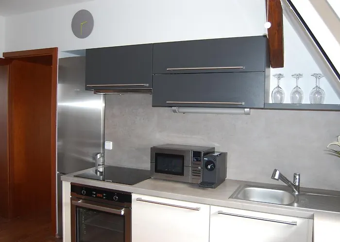 Alfa Apartmán *